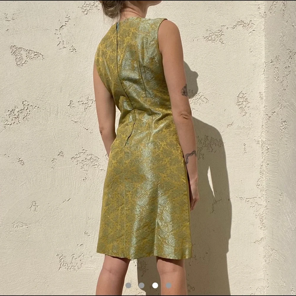 Vintage 1960s turquoise and gold jacquard dress - Picture 3 of 8